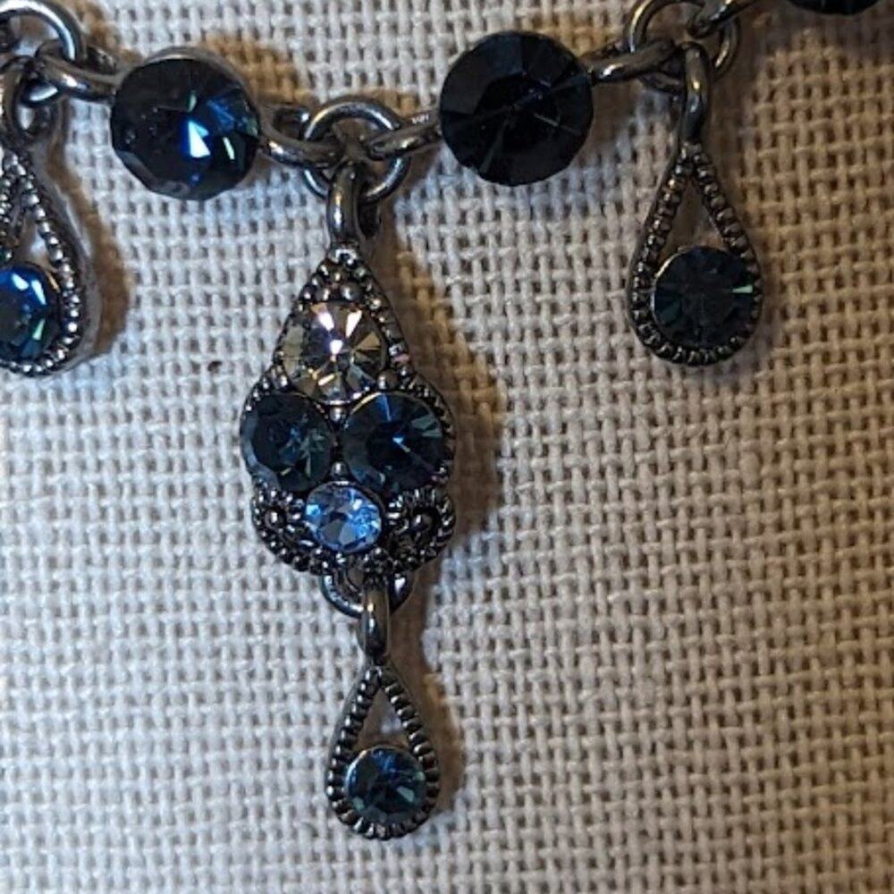 VCLM Delicate Blue Dangle Necklace - Picture 6 of 9